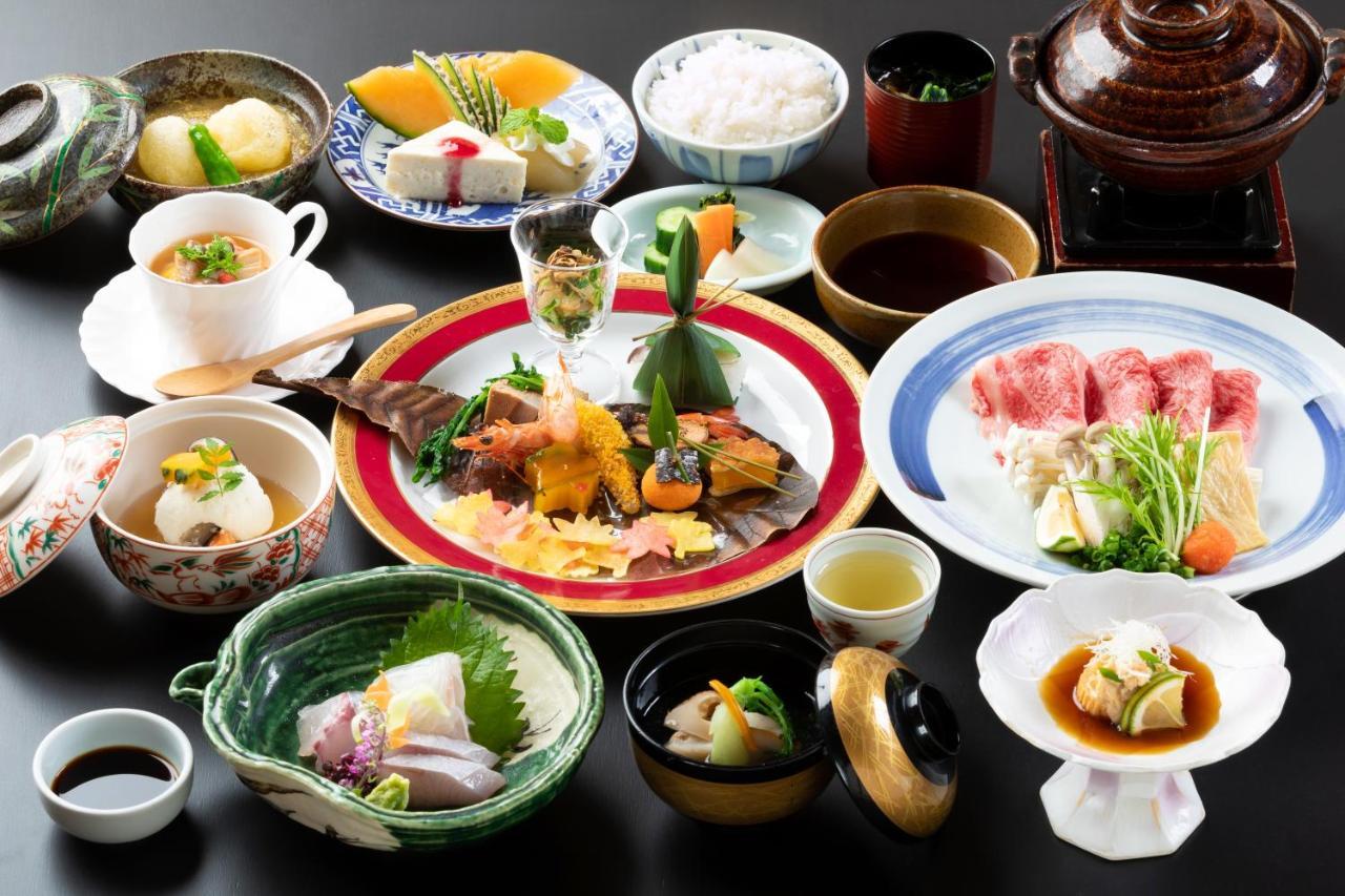 Ryotei Tanokura Hotel Yufu Eksteriør billede