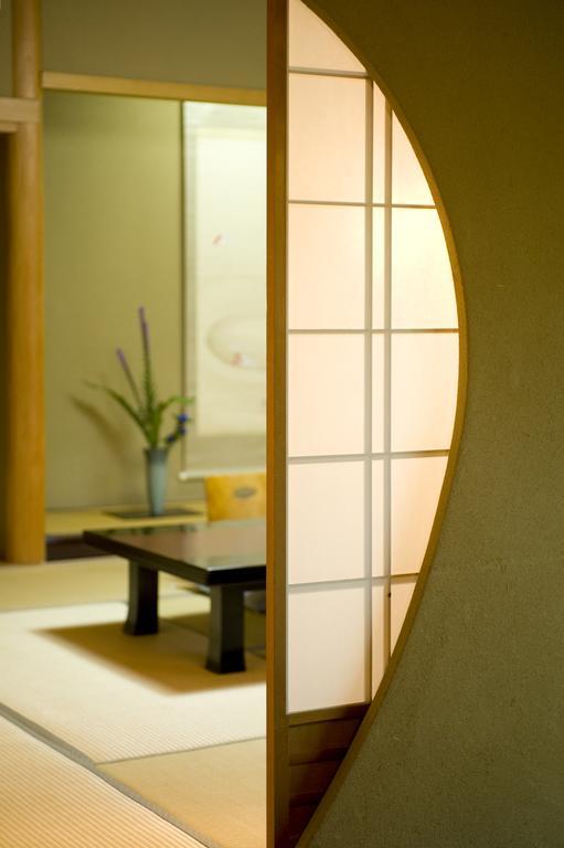 Ryotei Tanokura Hotel Yufu Eksteriør billede