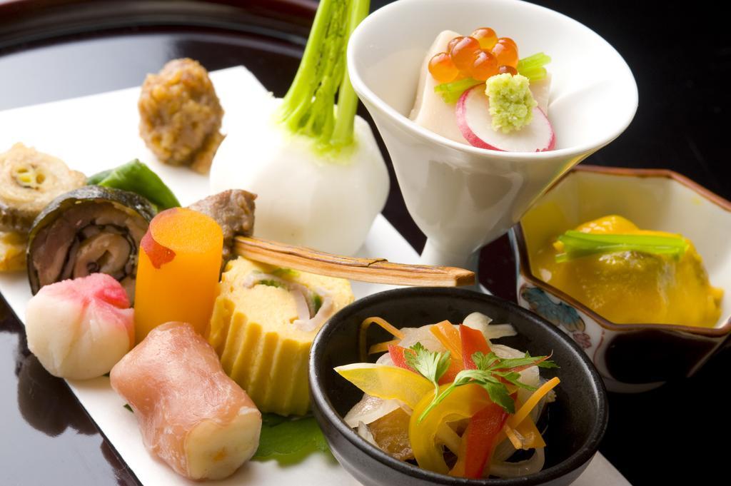 Ryotei Tanokura Hotel Yufu Eksteriør billede