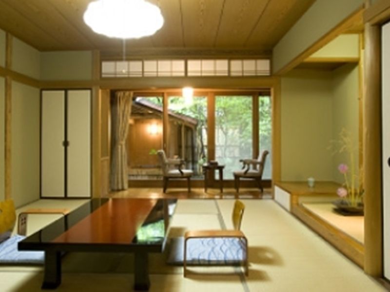 Ryotei Tanokura Hotel Yufu Eksteriør billede