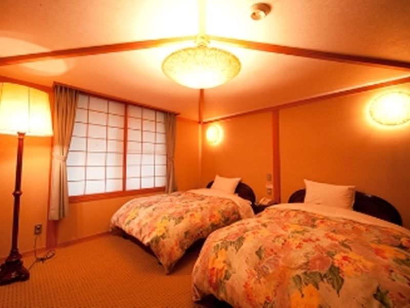Ryotei Tanokura Hotel Yufu Eksteriør billede