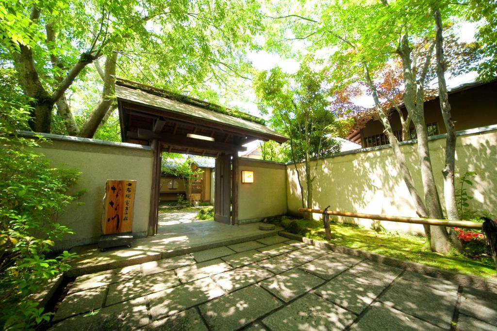 Ryotei Tanokura Hotel Yufu Eksteriør billede