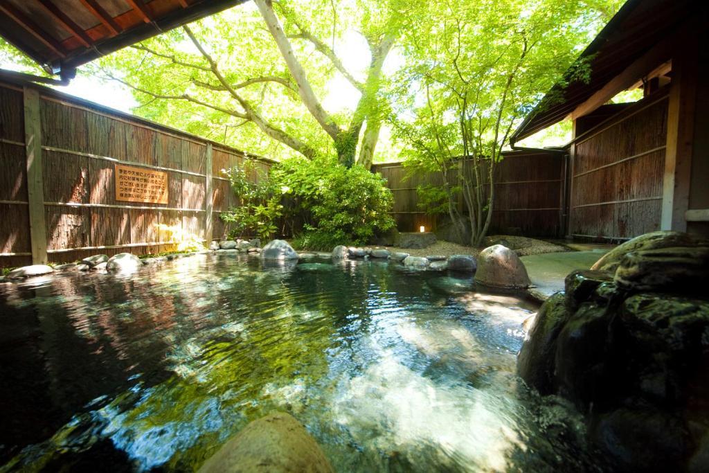 Ryotei Tanokura Hotel Yufu Eksteriør billede